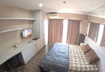 Student Park 326 by We Stay has Balcony rooms