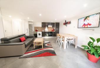 Appartement Gardhenn Stadium LCLD Arena Groupama Lyon has Balcony rooms