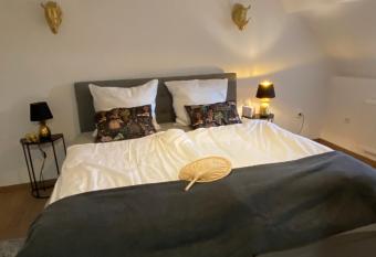 Downtown No.2 has Balcony rooms