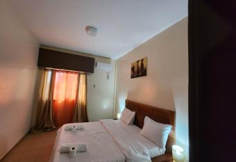 Center Dakar 2 bedroom has Balcony rooms