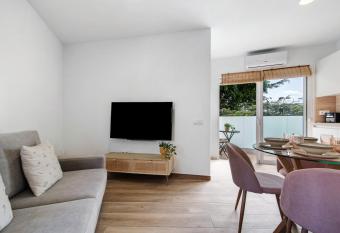 Flamboyan 2 has Balcony rooms