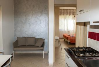 Appartamenti Sottomarina has Balcony rooms
