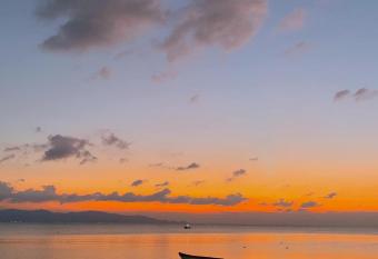 Rainbow Bungalow Haadrin Koh Phangan has Balcony rooms