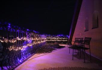 Motel Orgov  n has Balcony rooms