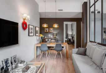 Casa Forneris-Splendido appartamento in stile newyorchese vicino al Valentino has Balcony rooms