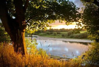 The Coach House has Balcony rooms