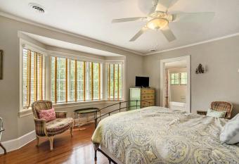 Arabella allows 18 year olds to book a room