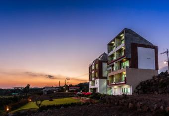 Krabi Pension allows 18 year olds to book a room