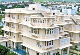 Akshay Niwas Boutique Luxury Hotel has Balcony rooms