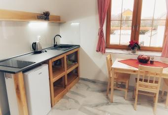 Moravsk   Grunt Kon  rna allows 18 year olds to book a room