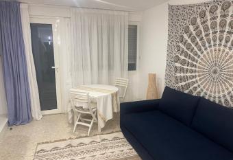 ULYSSE allows 18 year olds to book a room