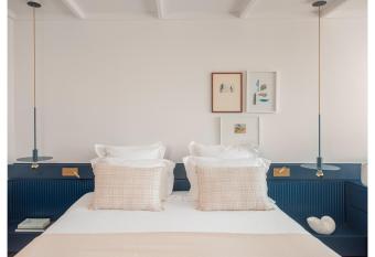 Bleu H  tel & Spa has Balcony rooms