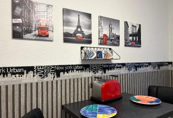 Gem  tliches helles Apartment im Zentrum von Bayreuth has Balcony rooms