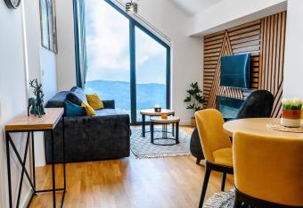 Divcibare Vrh 26 has Balcony rooms