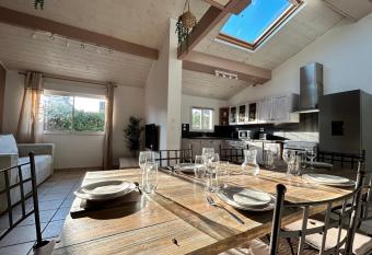 Maison 4pers terrasse wifi parking has Balcony rooms