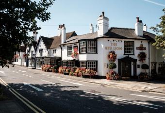 The Red Lion Hotel allows 18 year olds to book a room