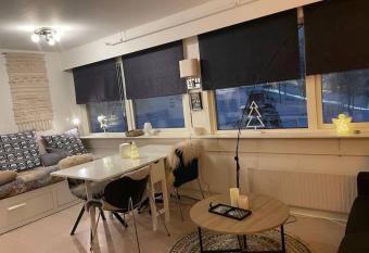 Koselig 1 roms leil. sentralt. allows 18 year olds to book a room