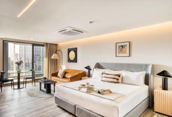 ULIV Cibeles has Balcony rooms