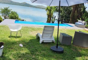 Le Bamboo Guest House And Boat Cruise has Balcony rooms