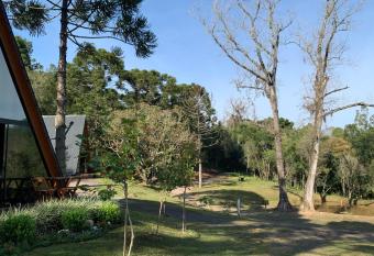 Cabanas no interior de Gramado/RS has Balcony rooms