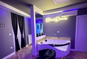 Le Suite Piazza Nuova has Balcony rooms