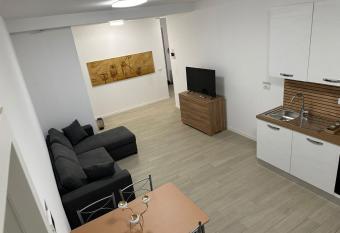 CASA IDEALE TIM has Balcony rooms