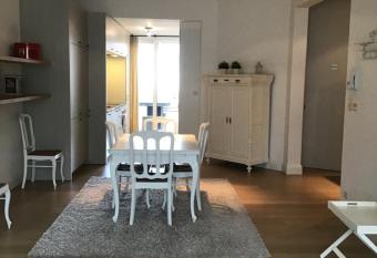 Marie has Balcony rooms