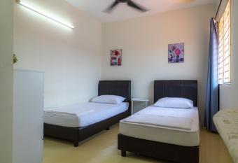 Adno Homestay Seroja#3BR#5 Single#IKEA#High Speed Wifi#5pax has Balcony rooms