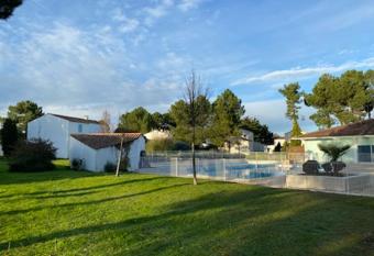 la belle cascade has Balcony rooms