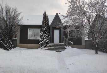 A Place to Call Home has Balcony rooms