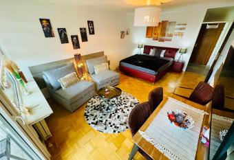 Sunset View Apartment with Logia allows 18 year olds to book a room