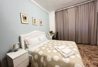 B&B Prime Sant Agostino has Balcony rooms