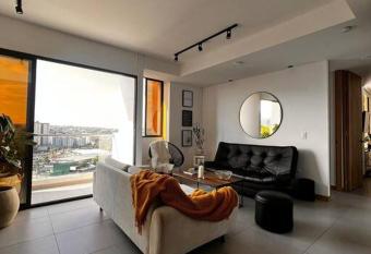 Lujoso apartamento central, nuevo y c  modo allows 18 year olds to book a room