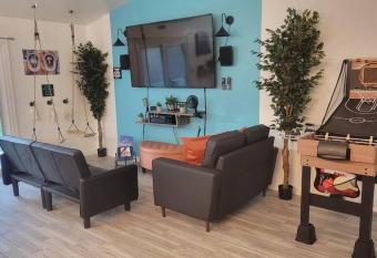 Gilbert FUN House has Balcony rooms