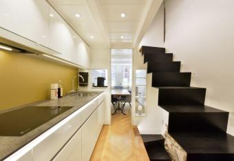 Boutique City Design Bijou - an bester Lage allows 18 year olds to book a room