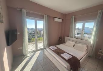 AKTIS apartment near airport allows 18 year olds to book a room