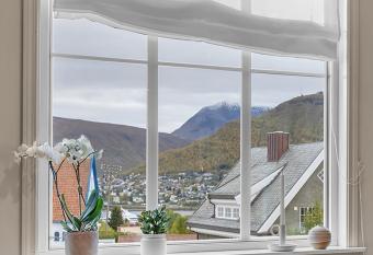 Townhouse in central Troms   has Balcony rooms