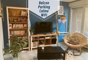 Etxeberritz - calme, terrasse, parking has Balcony rooms