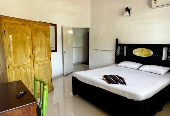 Easy Living Guesthouse has Balcony rooms