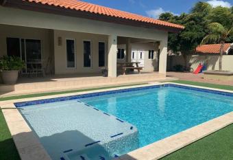 Bella Villa / 4BR / Private Pool / Pet Friendly has Balcony rooms