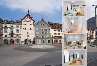 2 Zimmerwohnung - Zentral - 65    TV - Arbeitsplatz allows 18 year olds to book a room