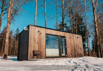 Juusa cabin has Balcony rooms