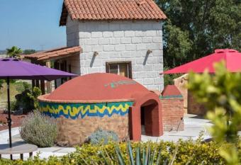 Caba  as Jass   has Balcony rooms