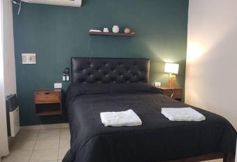 Departamento Costanera allows 18 year olds to book a room