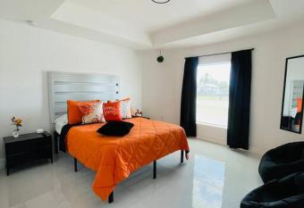 White house 1 allows 18 year olds to book a room