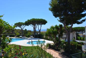 Petunies has Balcony rooms