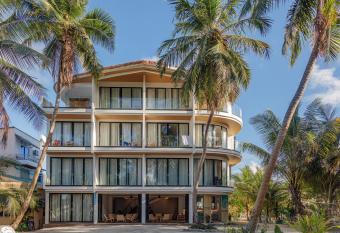 Kinan Boutique has Balcony rooms