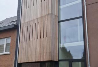 Den Ommegang allows 18 year olds to book a room