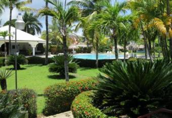DIVERSITY HOTEL has Balcony rooms