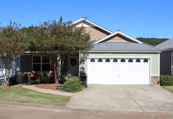 House # 49 No Wake Zone (no pets) allows 18 year olds to book a room